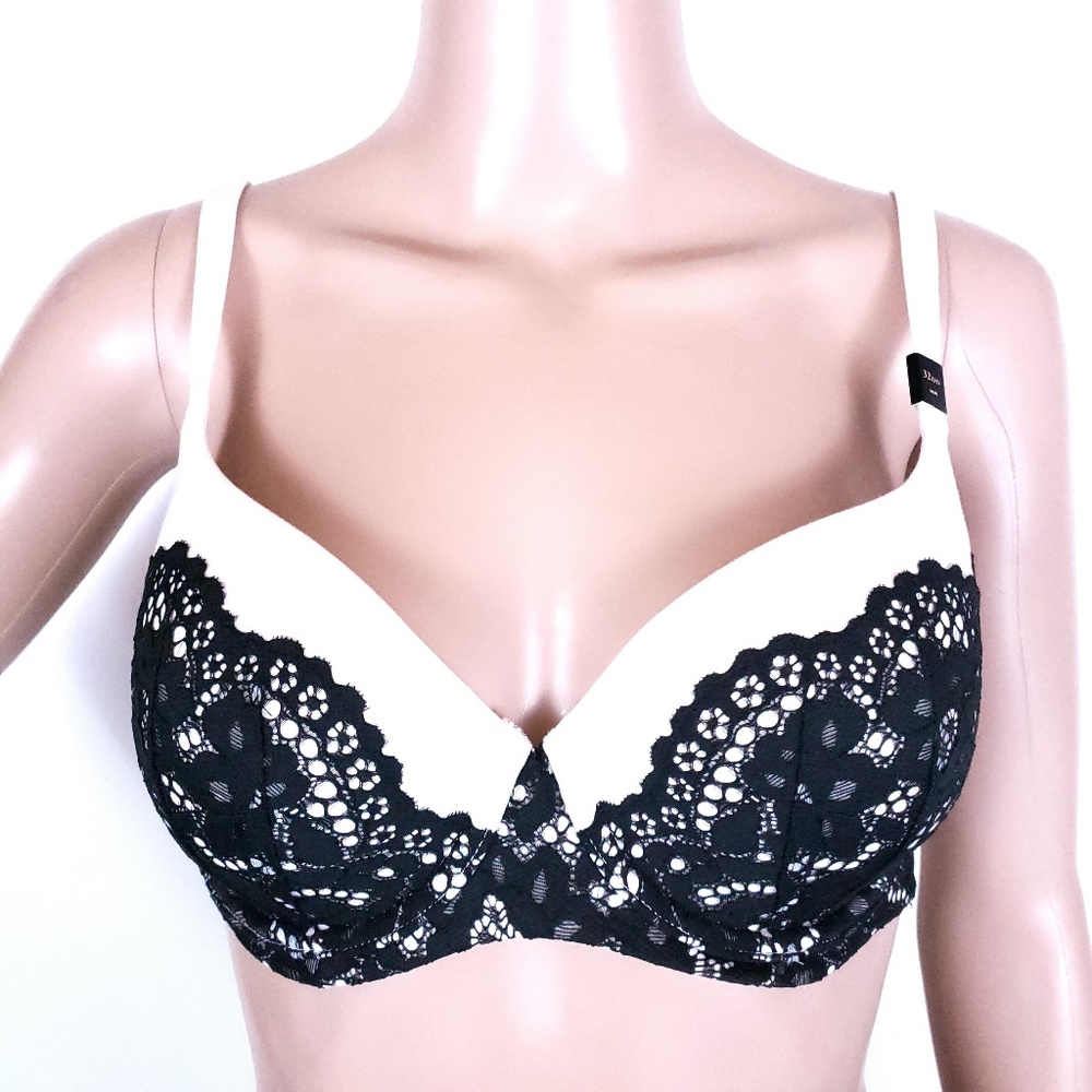 Victoria's Secret Women Lace Bra Size 32DD - NWT